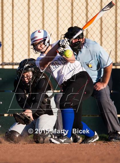 Thumbnail 2 in Sierra @ Enochs photogallery.