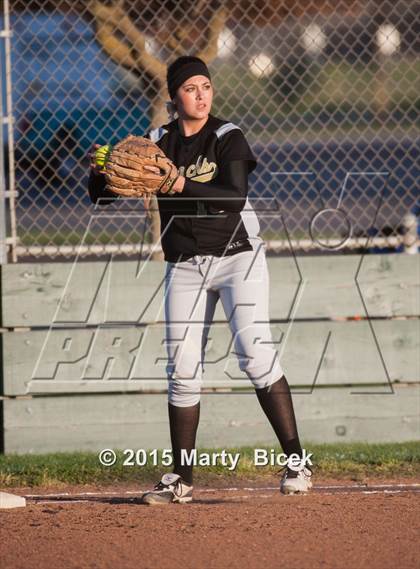 Thumbnail 1 in Sierra @ Enochs photogallery.