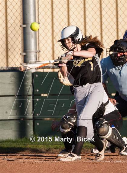 Thumbnail 3 in Sierra @ Enochs photogallery.
