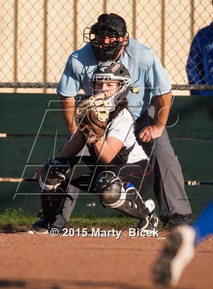 Thumbnail 1 in Sierra @ Enochs photogallery.