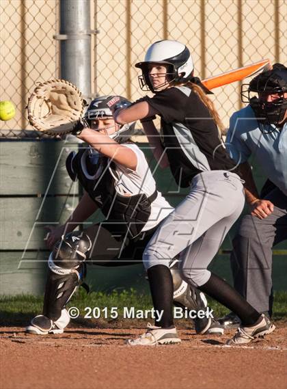 Thumbnail 3 in Sierra @ Enochs photogallery.