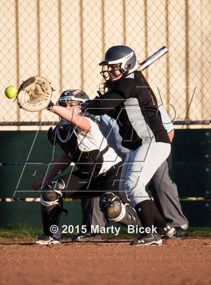 Thumbnail 1 in Sierra @ Enochs photogallery.