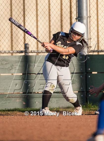 Thumbnail 2 in Sierra @ Enochs photogallery.