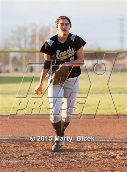 Thumbnail 1 in Sierra @ Enochs photogallery.