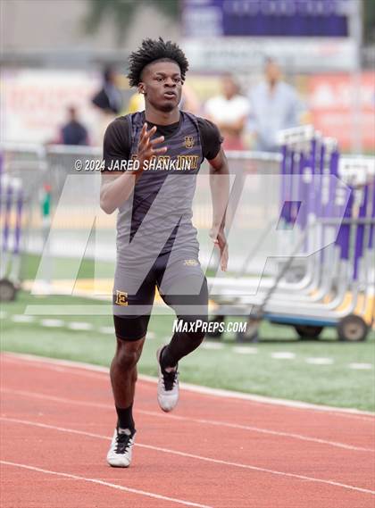 Thumbnail 3 in LHSAA District 7-5A(District Track Meet) photogallery.