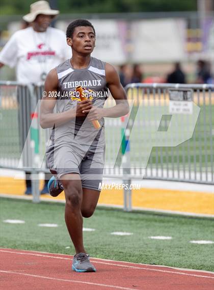 Thumbnail 2 in LHSAA District 7-5A(District Track Meet) photogallery.