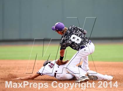 Thumbnail 3 in Douglass vs. Flatonia (UIL 1A Final) photogallery.