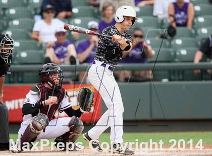 Thumbnail 2 in Douglass vs. Flatonia (UIL 1A Final) photogallery.