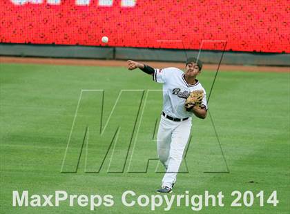 Thumbnail 2 in Douglass vs. Flatonia (UIL 1A Final) photogallery.
