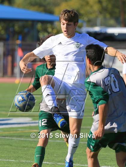 Thumbnail 2 in Sage Hill vs. Coronado (CIF SoCal Regional D4 Semifinal) photogallery.