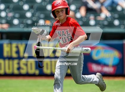 Thumbnail 1 in Gordon vs. Centerville (UIL Baseball 1A State Final) photogallery.