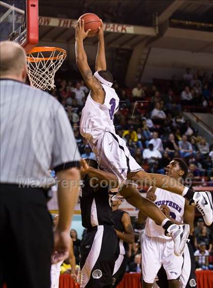 Thumbnail 2 in Forestview vs. Northern Guilford (NCHSAA 3A Final) photogallery.