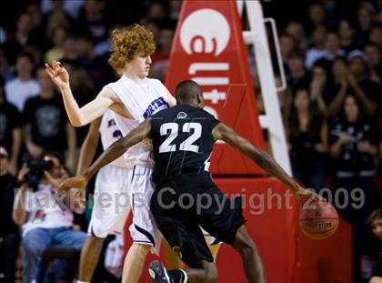 Thumbnail 1 in Forestview vs. Northern Guilford (NCHSAA 3A Final) photogallery.
