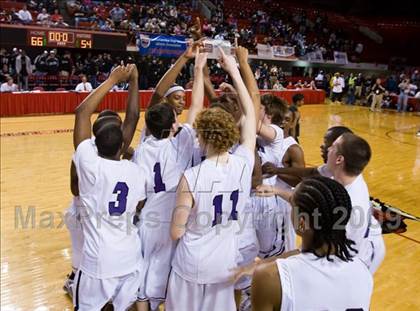 Thumbnail 3 in Forestview vs. Northern Guilford (NCHSAA 3A Final) photogallery.