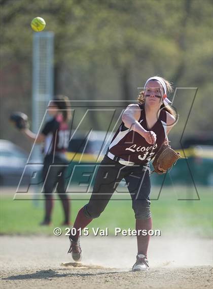 Thumbnail 3 in Dracut @ Chelmsford photogallery.