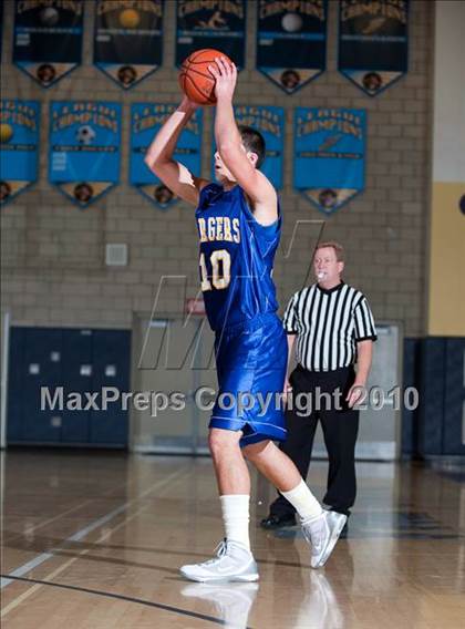 Thumbnail 3 in Bishop Amat vs. Charter Oak (MLK I Have A Dream Classic) photogallery.