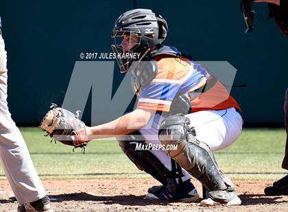 Thumbnail 3 in Spring Valley vs Bishop Gorman photogallery.