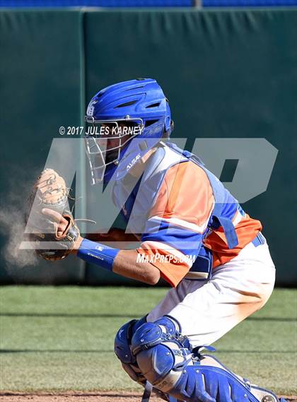 Thumbnail 2 in Spring Valley vs Bishop Gorman photogallery.