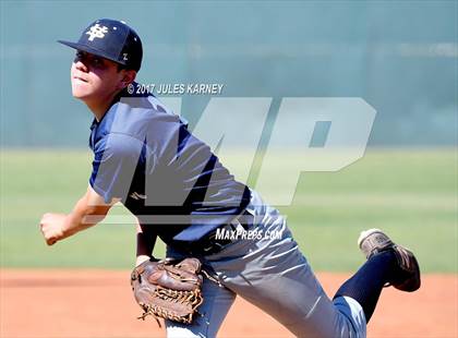 Thumbnail 2 in Spring Valley vs Bishop Gorman photogallery.