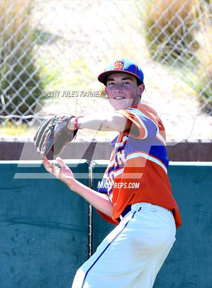 Thumbnail 2 in Spring Valley vs Bishop Gorman photogallery.