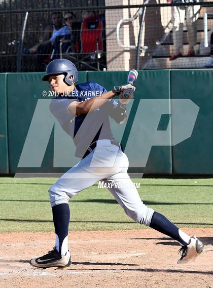 Thumbnail 2 in Spring Valley vs Bishop Gorman photogallery.