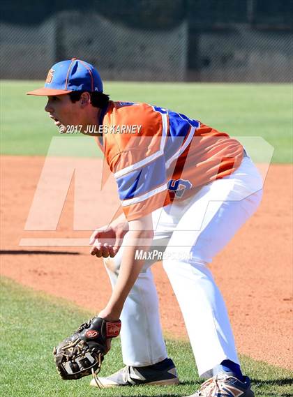 Thumbnail 3 in Spring Valley vs Bishop Gorman photogallery.