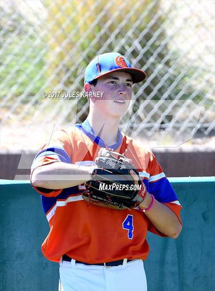 Thumbnail 2 in Spring Valley vs Bishop Gorman photogallery.