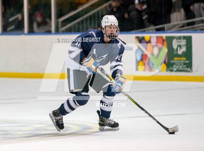 Thumbnail 3 in Manasquan vs Governor Livingston photogallery.