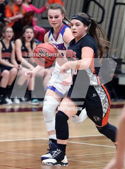 Thumbnail 2 in Briggsdale vs. Kiowa (CHSAA 1A Regional Playoff) photogallery.