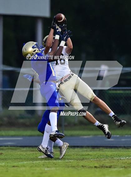 Thumbnail 2 in Bishop Moore vs. Osceola (Spring Scrimmage) photogallery.