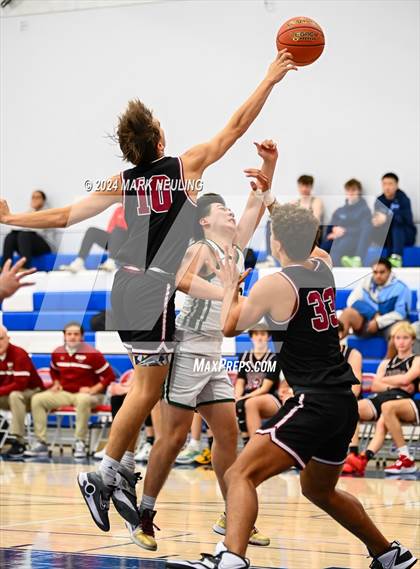 Thumbnail 2 in Sacred Heart Prep vs. Palo Alto (Burlingame Lions Cub Tournament) photogallery.