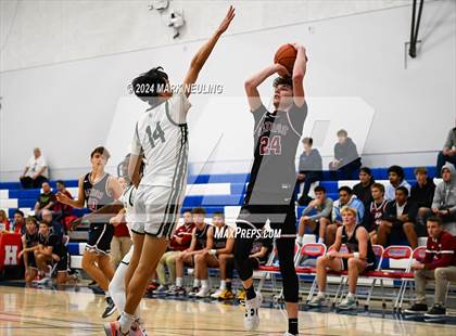 Thumbnail 3 in Sacred Heart Prep vs. Palo Alto (Burlingame Lions Cub Tournament) photogallery.
