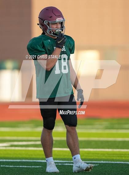 Thumbnail 3 in Willow Canyon @ Mountain Ridge (Scrimmage) photogallery.