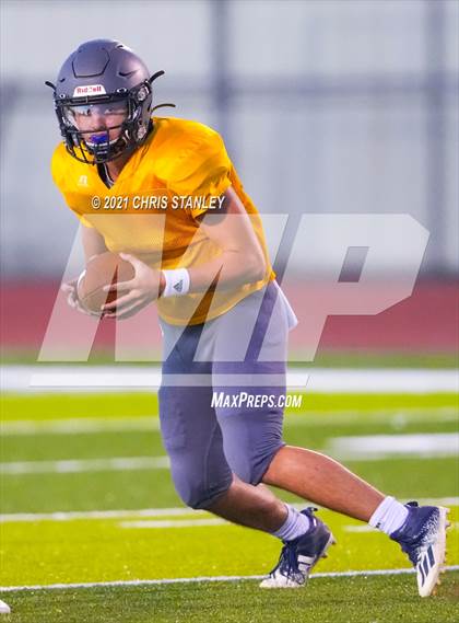 Thumbnail 3 in Willow Canyon @ Mountain Ridge (Scrimmage) photogallery.