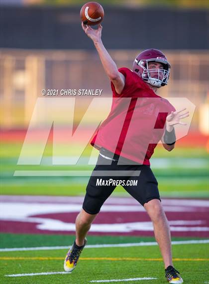 Thumbnail 2 in Willow Canyon @ Mountain Ridge (Scrimmage) photogallery.