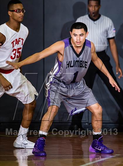 Thumbnail 2 in Taft [William H.] vs Humble (McDonald's Texas Invitational) photogallery.