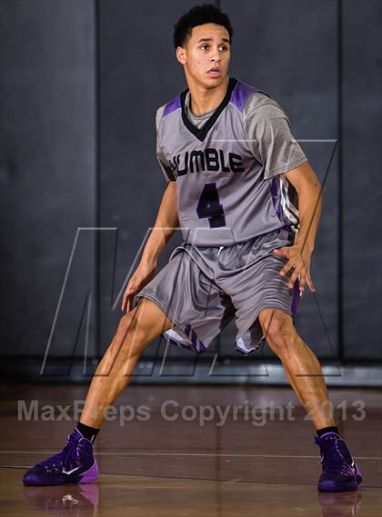 Thumbnail 1 in Taft [William H.] vs Humble (McDonald's Texas Invitational) photogallery.