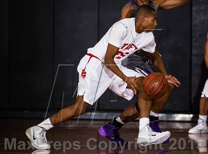 Thumbnail 3 in Taft [William H.] vs Humble (McDonald's Texas Invitational) photogallery.