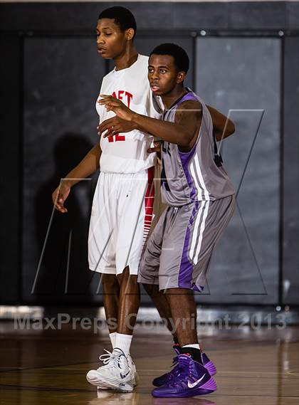 Thumbnail 3 in Taft [William H.] vs Humble (McDonald's Texas Invitational) photogallery.