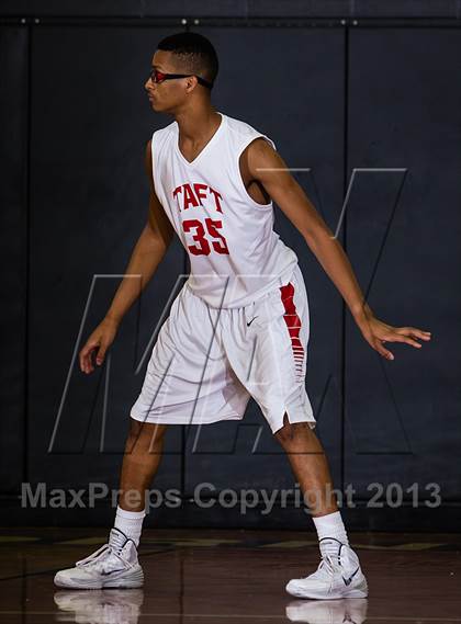 Thumbnail 2 in Taft [William H.] vs Humble (McDonald's Texas Invitational) photogallery.