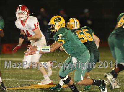 Thumbnail 3 in New Canaan @ New London (CIAC Class L Quarterfinal) photogallery.