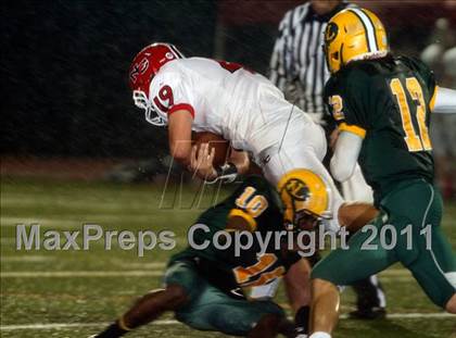 Thumbnail 3 in New Canaan @ New London (CIAC Class L Quarterfinal) photogallery.