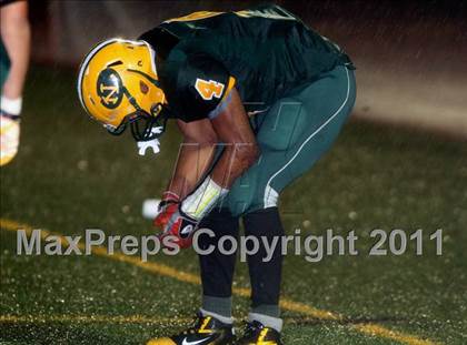 Thumbnail 2 in New Canaan @ New London (CIAC Class L Quarterfinal) photogallery.