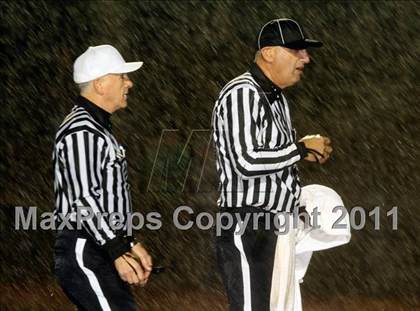 Thumbnail 3 in New Canaan @ New London (CIAC Class L Quarterfinal) photogallery.