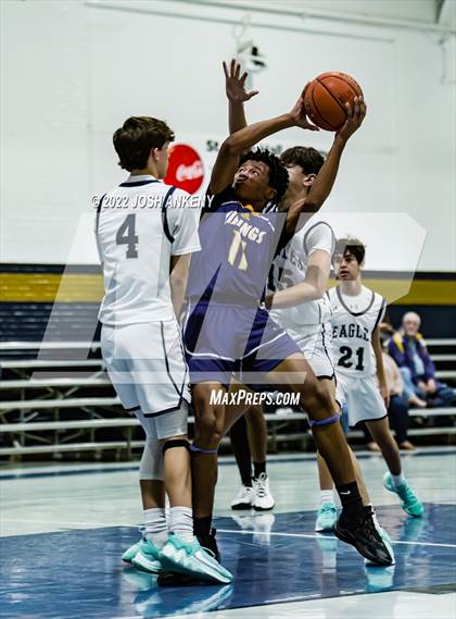 Thumbnail 3 in Opelousas Catholic @ St. John photogallery.