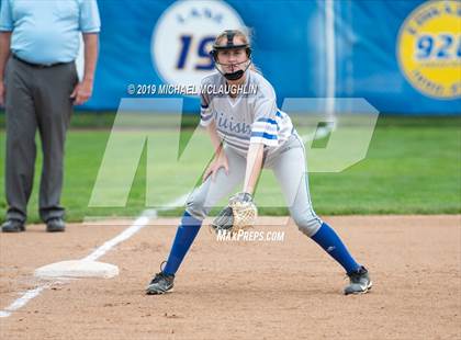 Thumbnail 1 in Division vs Mepham (NYSPHSAA Section 8 Class A Final Game 1) photogallery.