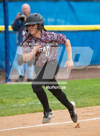 Thumbnail 2 in Division vs Mepham (NYSPHSAA Section 8 Class A Final Game 1) photogallery.