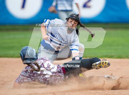 Thumbnail 2 in Division vs Mepham (NYSPHSAA Section 8 Class A Final Game 1) photogallery.