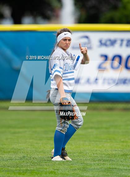 Thumbnail 3 in Division vs Mepham (NYSPHSAA Section 8 Class A Final Game 1) photogallery.