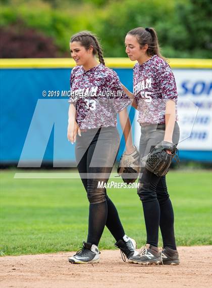 Thumbnail 1 in Division vs Mepham (NYSPHSAA Section 8 Class A Final Game 1) photogallery.